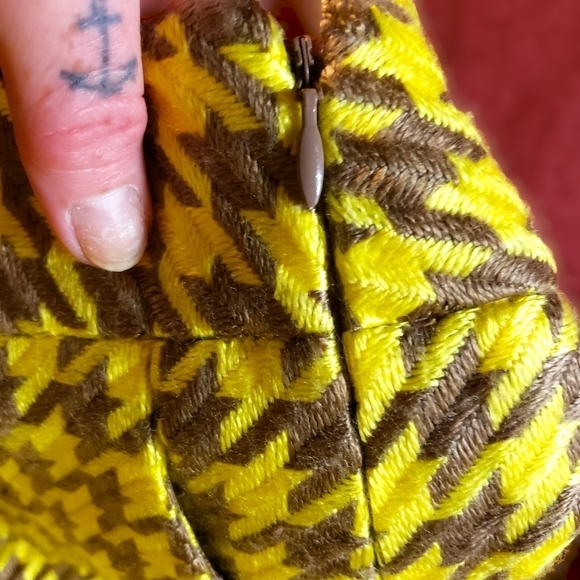 The Limited bright and colorful houndstooth tweed  mini skirt - Picture 2 of 4